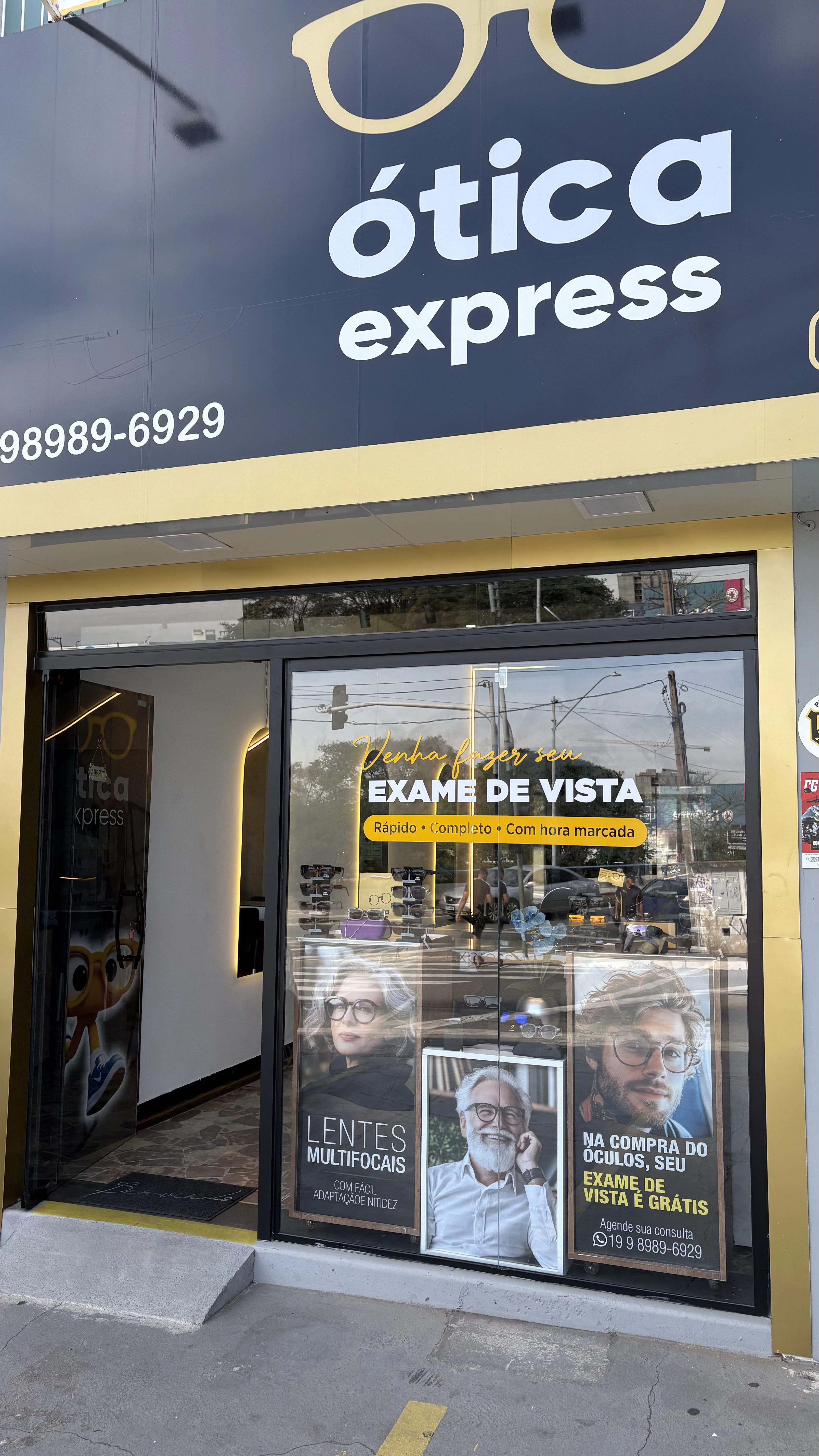 Fachada da Ótica Express em Campinas